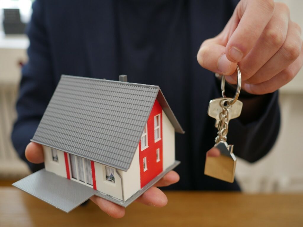 Four in Ten parents helped their children purchase a home: OREA